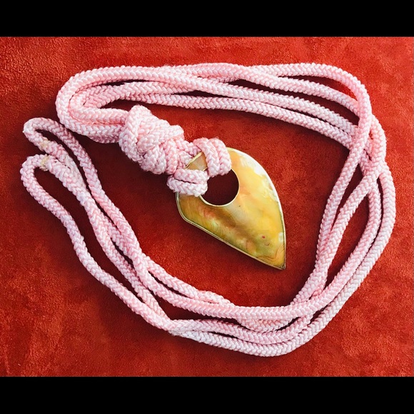 Fabulous VINTAGE 80s Rope and Golden SEASHELL BELT O/S